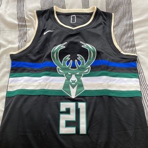 Milwaukee Bucks Jrue Holiday Jersey